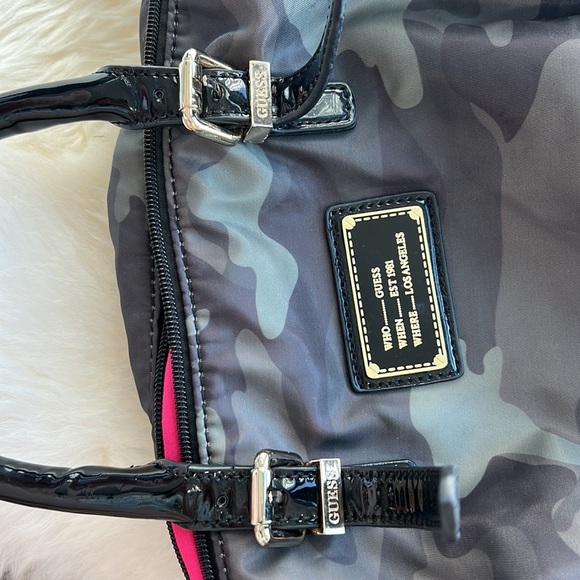 Guess Weekender Duffle Bag -  camouflage - Picture 3 of 5